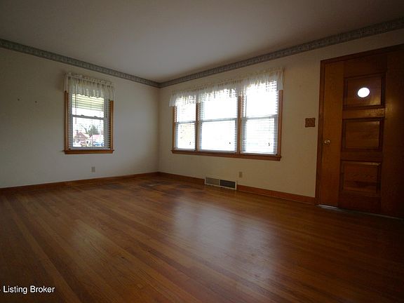 2nd image of 4017 Crawford Ave
