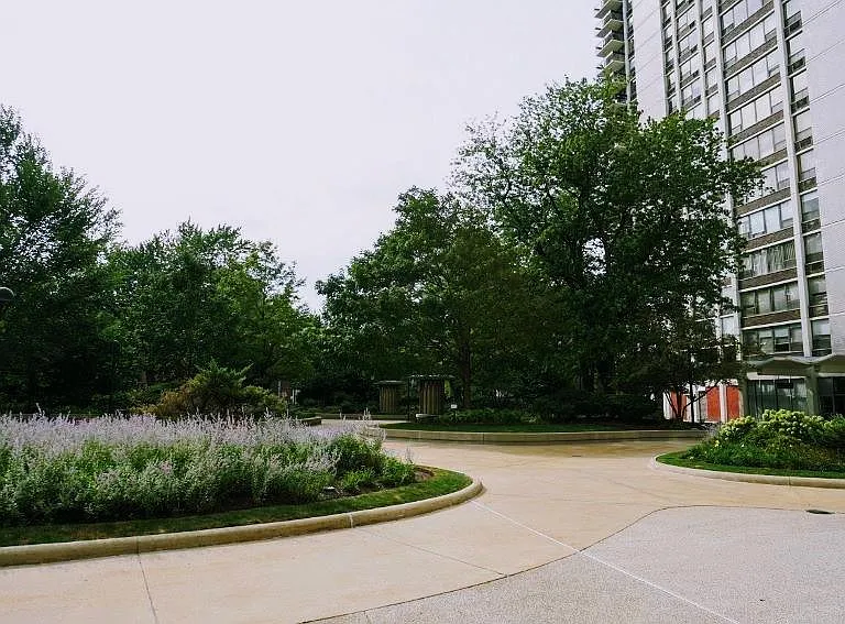 Podium Garden