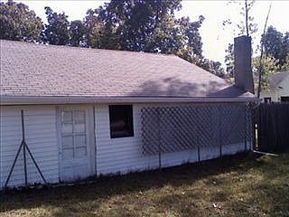 2nd image of 2610 Stanley Ave