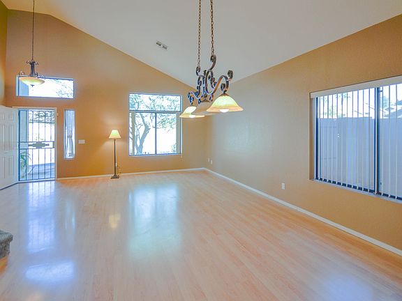 5th image of 2051 E Cielo Grande Ave