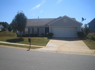 8119 Lamplighter Pl, Charlotte, NC 28217