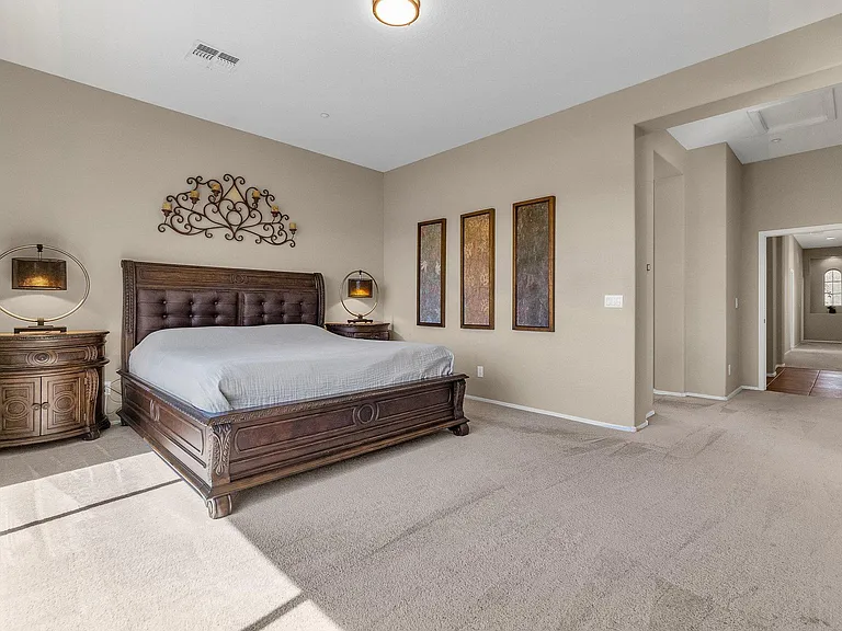 1715 W Ainsworth Dr — Photo 26