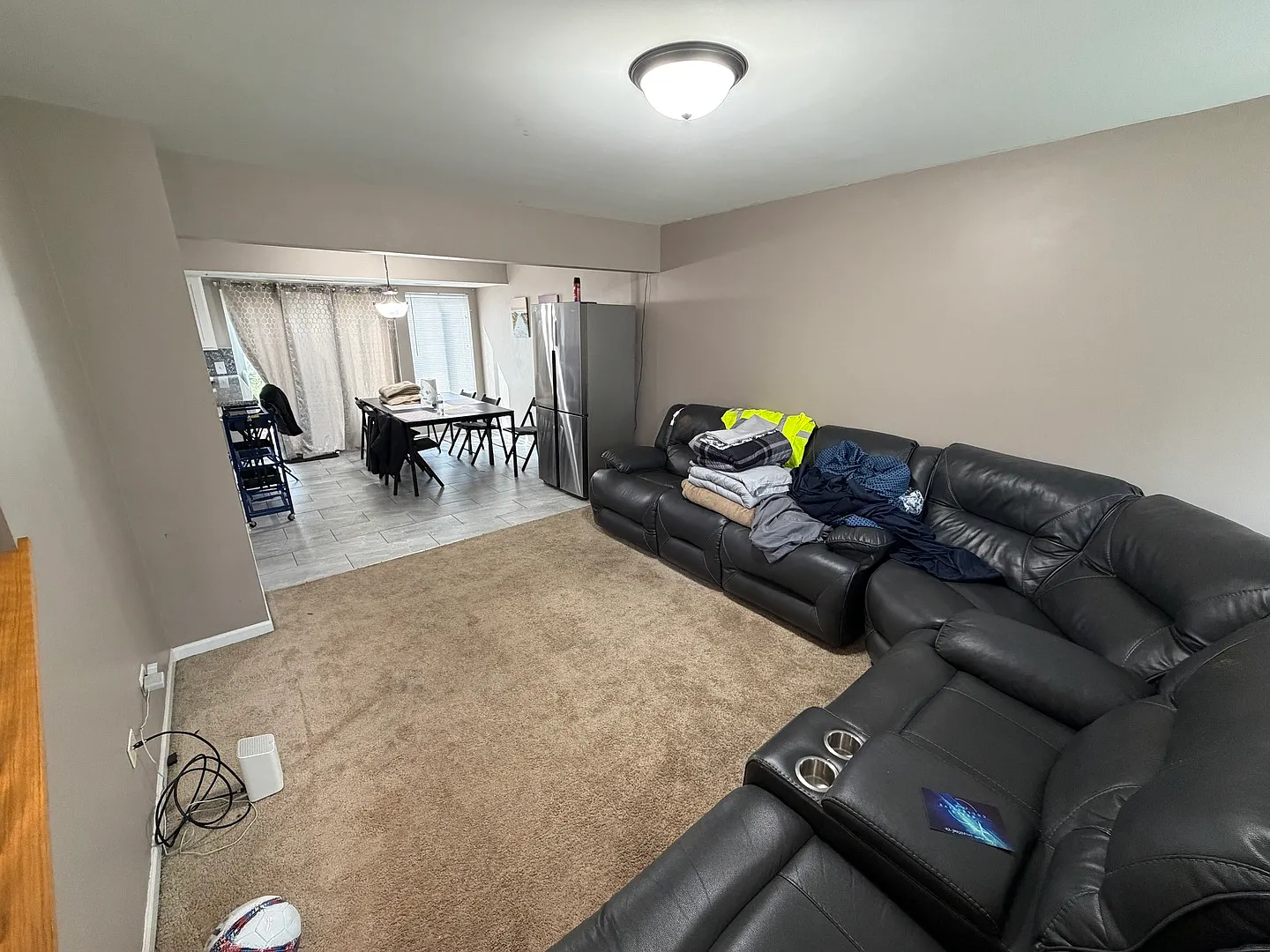 3 bed, 2.5 bath, 1580 sqft, $3,000 — Photo 2