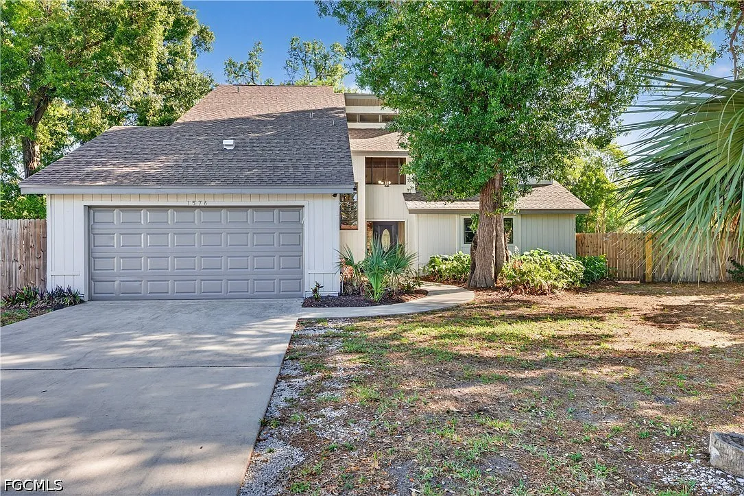 4 bed, 3.0 bath, 2433 sqft, $7,000 — Photo 1