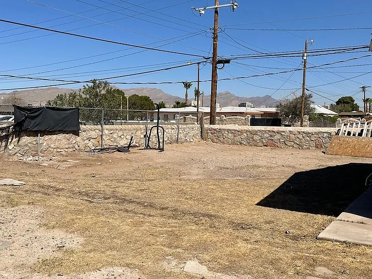 5330 Delta Dr — Photo 6