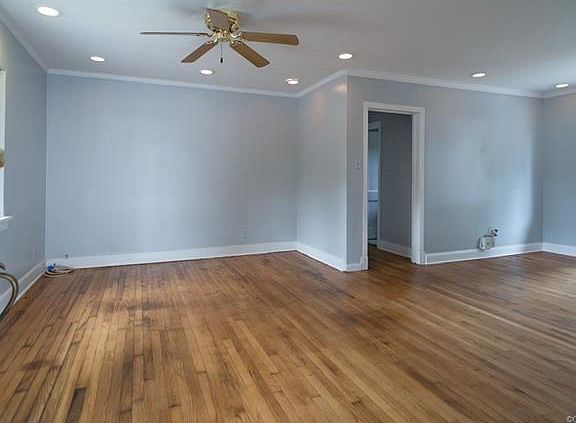 5th image of 1125 Hollister Ave