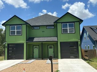 105 Pullen St #A, Mc Gregor, TX 76657
