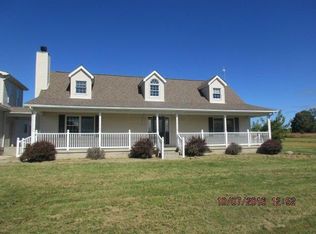 7116 Madison Walnut Rd, Ashville, OH 43103