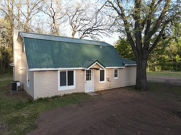 3rd image of 2481 Sunny Acres Ln
