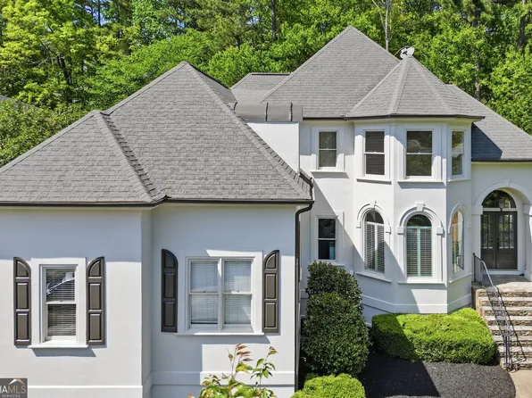 426 Clubview Dr, Woodstock, GA 30189