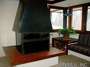 5th image of 5401 Melon Ln
