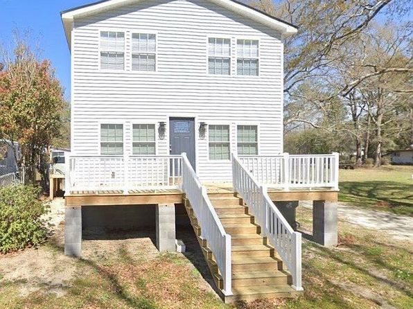85 Pine Ln