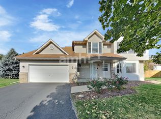 2438 Foxtail Ct, Crest Hill, IL 60403