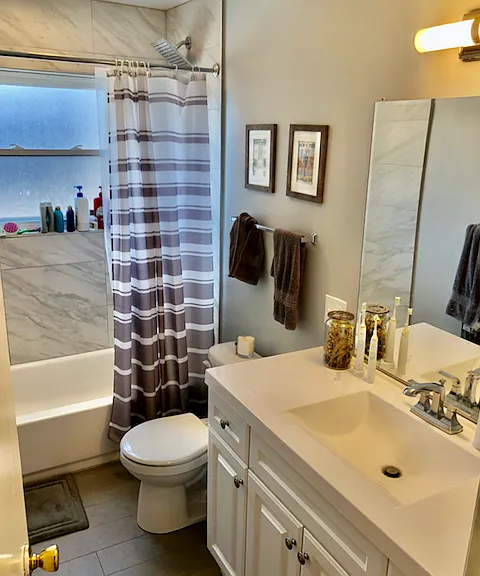 4544 N Wolcott Ave #8 — Photo 10