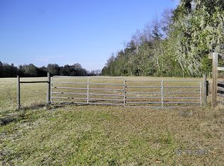 6843 Welcome Church Rd, Sneads, FL 32460