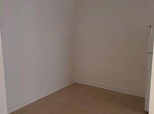 6826 N Wayne Ave APT 1B, Chicago, IL 60626