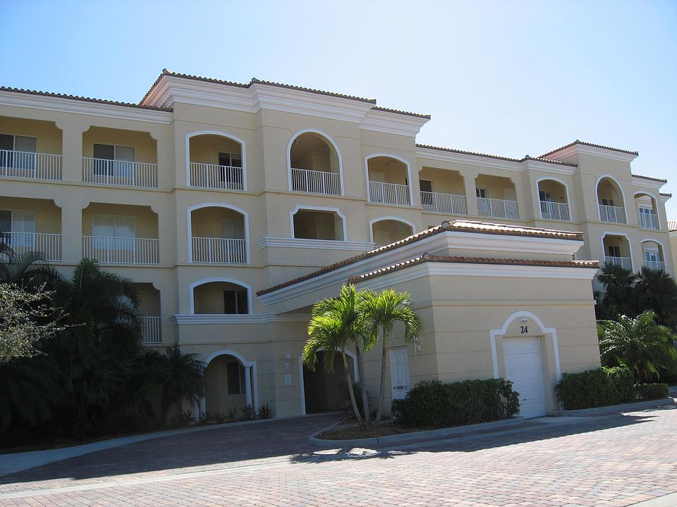 1st image of 24 W Harbour Isle Drive #Ph06