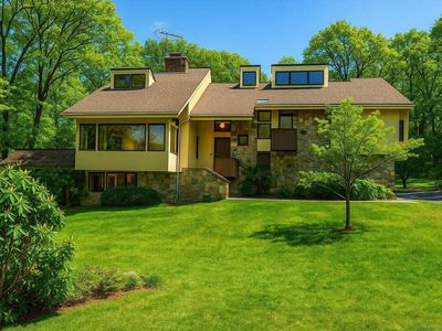 41 Seeley Road, Trumbull, CT, 06611