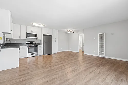 Town Center Apartments Photo 1