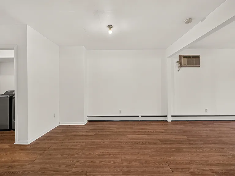 364 Princeton Ave #1 — Photo 10