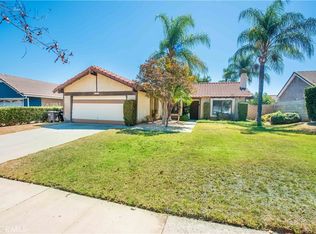 1345 Sandia St, Corona, CA 92882