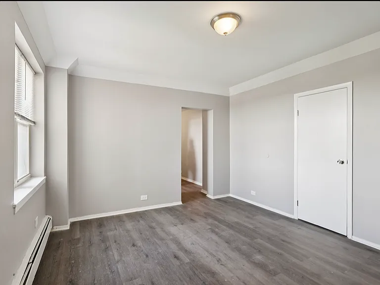 7144 S Jeffery — Photo 14