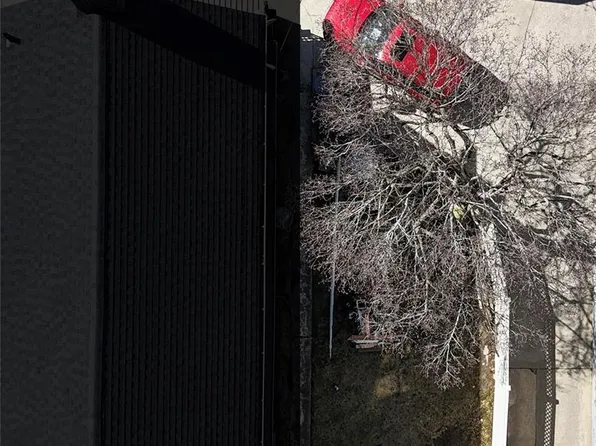 1815 Willow Lane, Bronx, NY 10461