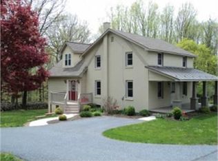 69 Adamstown Rd, Reinholds, PA 17569