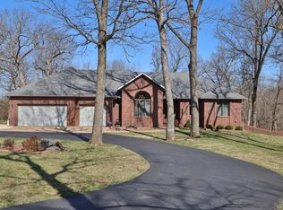 6203 N Crystal Valley Ln, Springfield, MO 65803