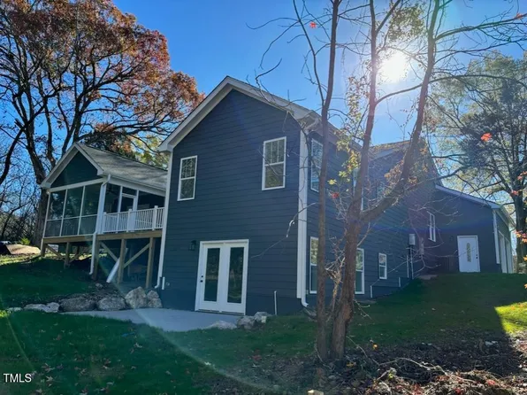 410 W Corbin St, Hillsborough, NC 27278
