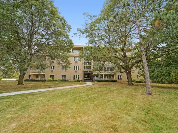 100 Imperial Dr W APT 401, West Saint Paul, MN 55118