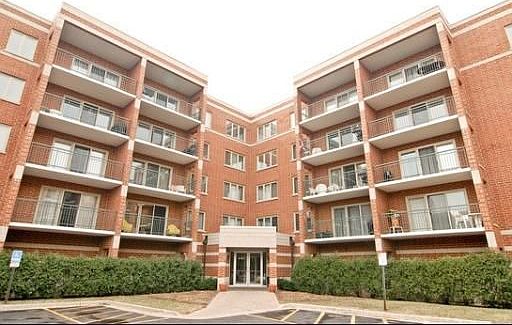1st image of 6461 W Warner Ave APT 212