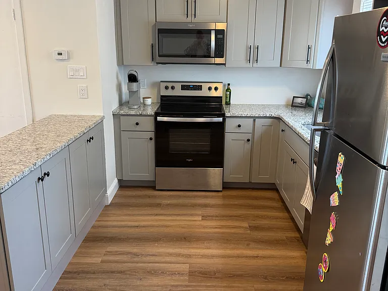 4000 Bayshore Ave #B — Photo 4