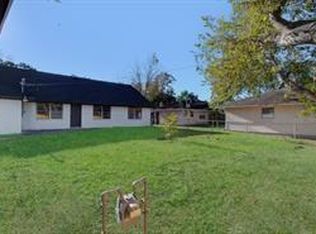 5230 W Bellfort Ave, Houston, TX 77035