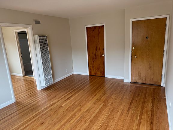 4th image of 803 Laurel Ave APT 3