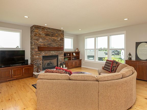 5th image of 920 Southwell Enclave NE