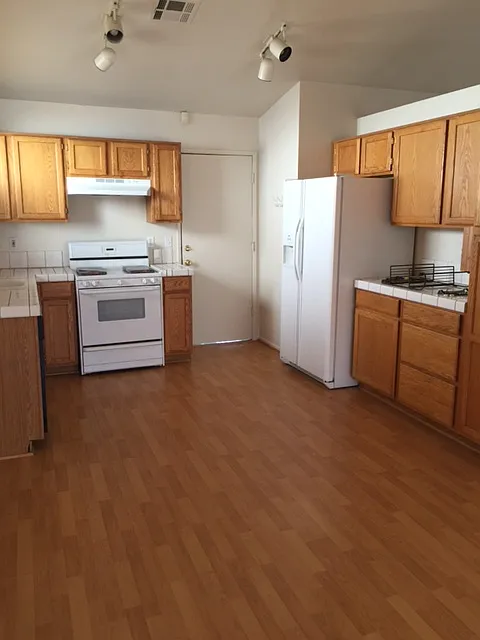 3702 Arbor Ave photo 1