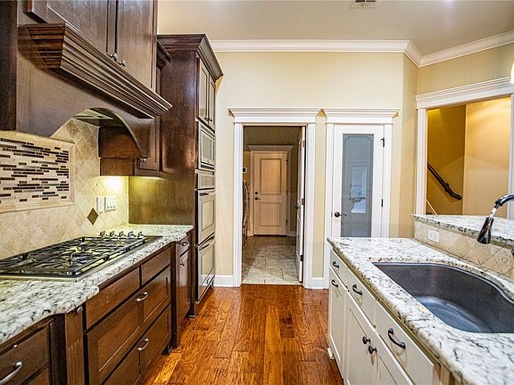 5th image of 6504 Hearth Bay