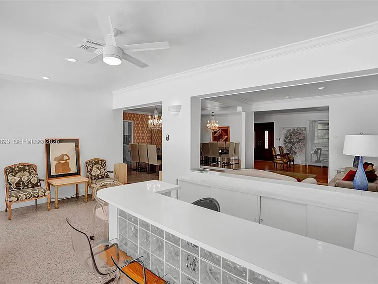 3920 Monserrate St — Photo 23