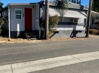 9051 Laurel Canyon Blvd #24, Sun Valley, CA 91352