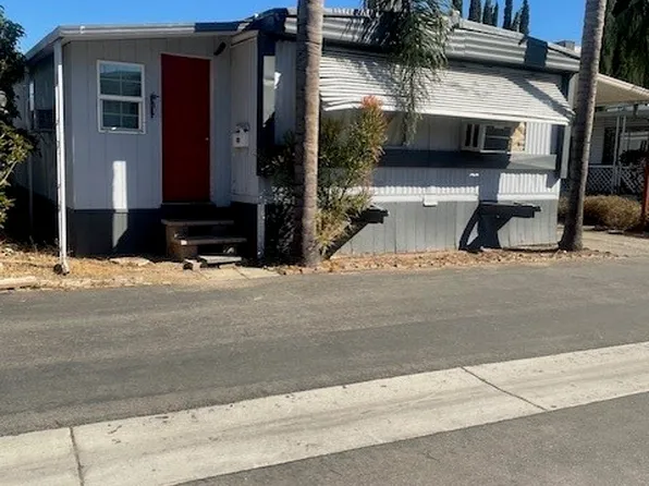 9051 Laurel Canyon Blvd #24, Sun Valley, CA 91352