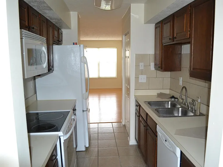 10555 Montgomery Rd #72 — Photo 7
