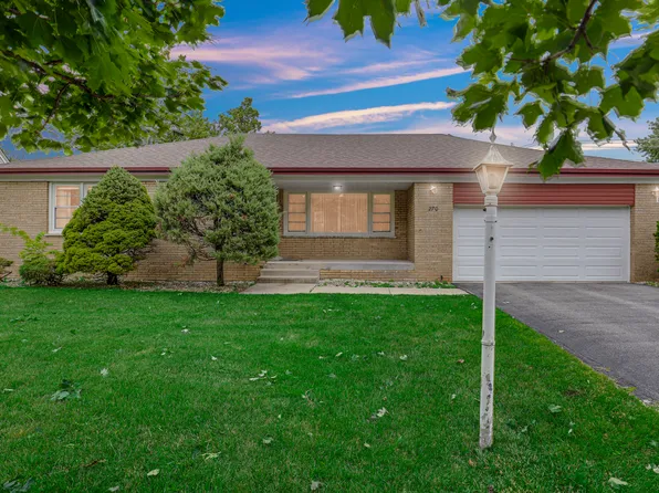 270 Crescent Dr, Chicago Heights, IL 60411