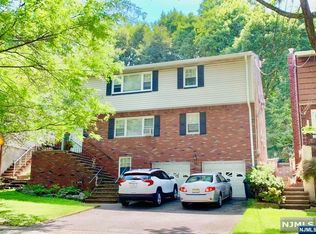 508 Oak St, Ridgefield, NJ 07657
