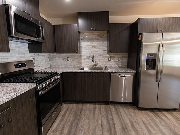 2nd image of 2069 12th St APT 8