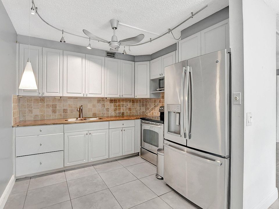 1st image of 2061 Berkshire D