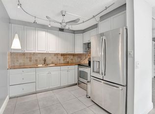 2061 Berkshire #D, Deerfield Beach, FL 33442