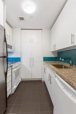 Rented by Corcoran | media 22