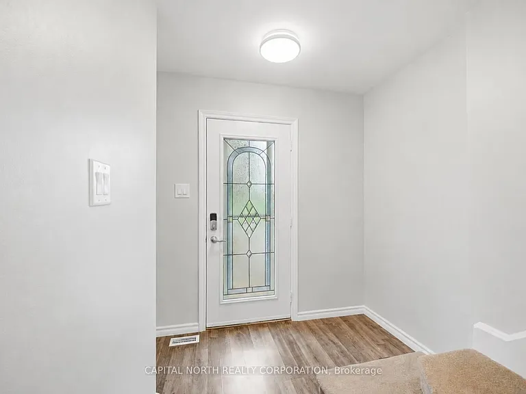 63 Elizabeth St — Photo 6