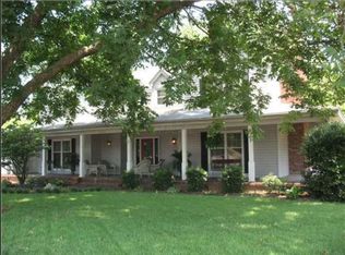 8020 Poplar Pike, Germantown, TN 38138